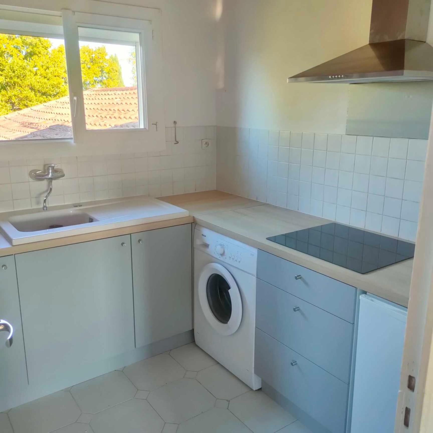 Appartement Avec Grand Jardin Et Parking, Uzes Exterior photo