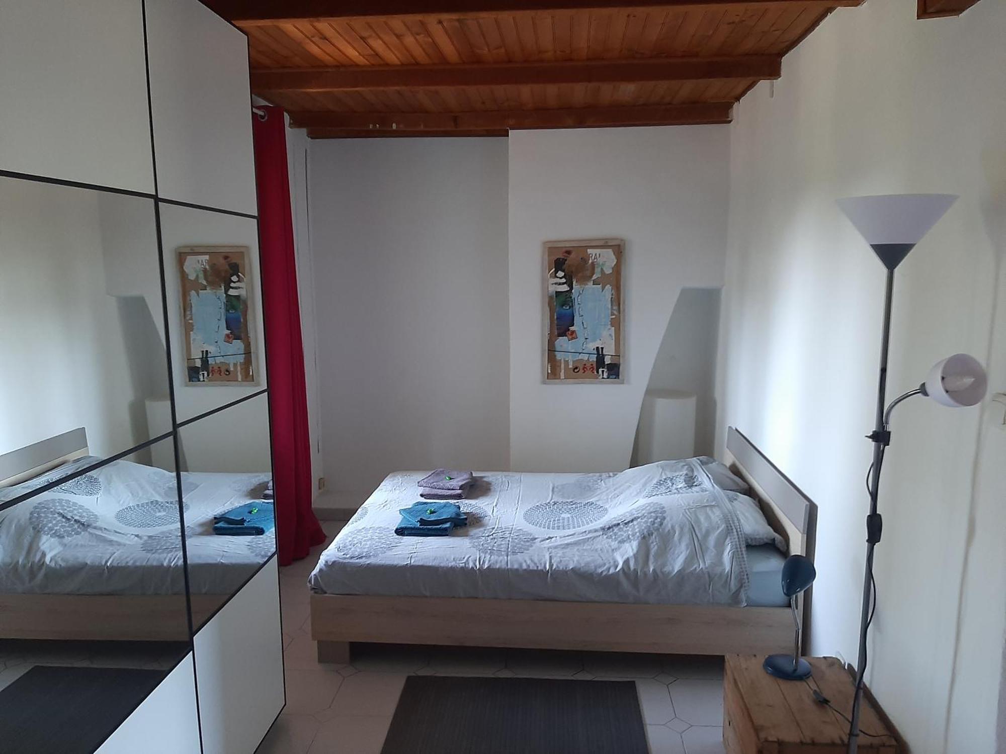Appartement Avec Grand Jardin Et Parking, Uzes Exterior photo