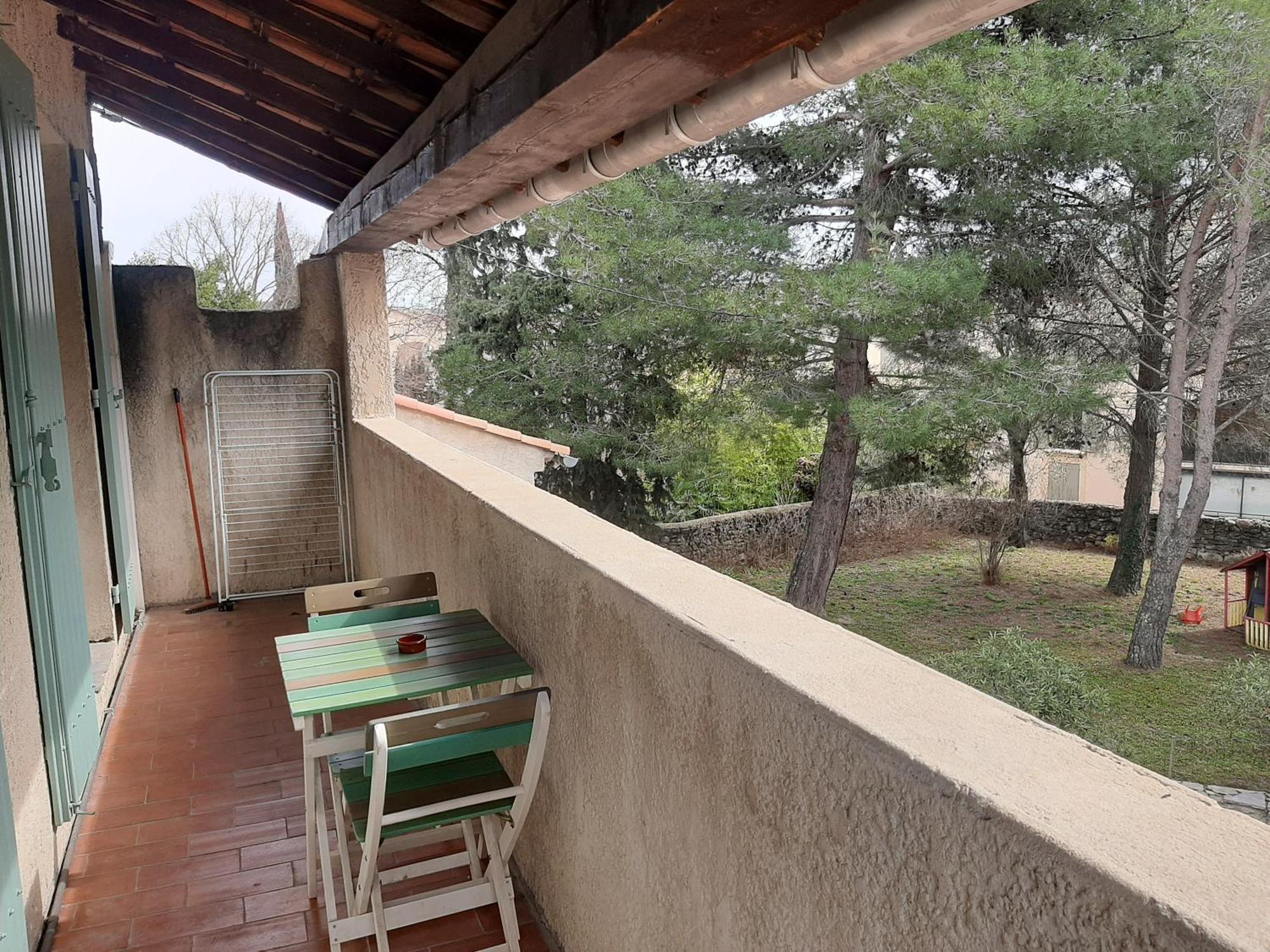 Appartement Avec Grand Jardin Et Parking, Uzes Exterior photo